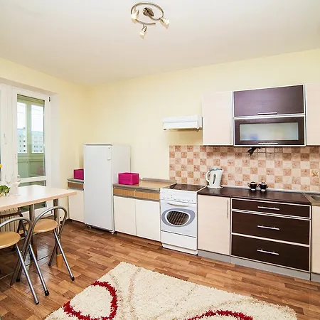 Апартаменты Zhukovskogo 2 *