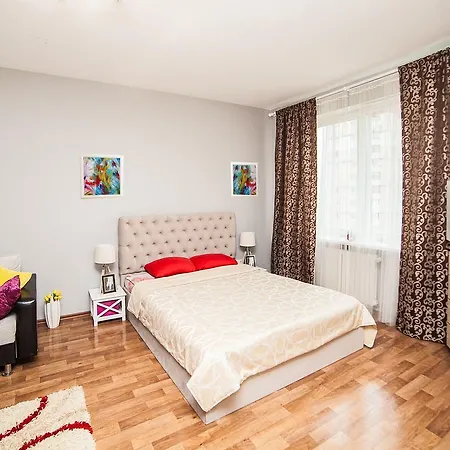 Apartament Zhukovskogo 2 Mińsk